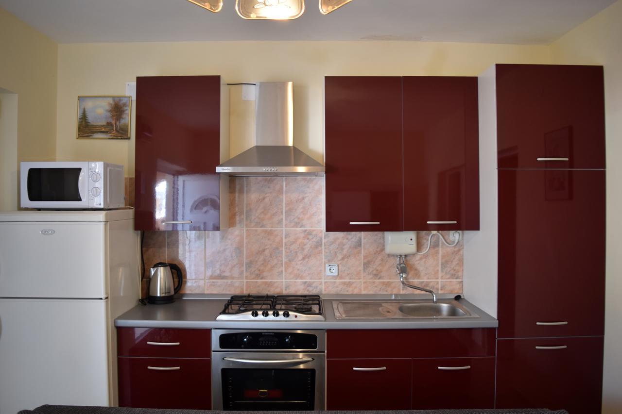 Apartments Oresic Vir Exterior foto