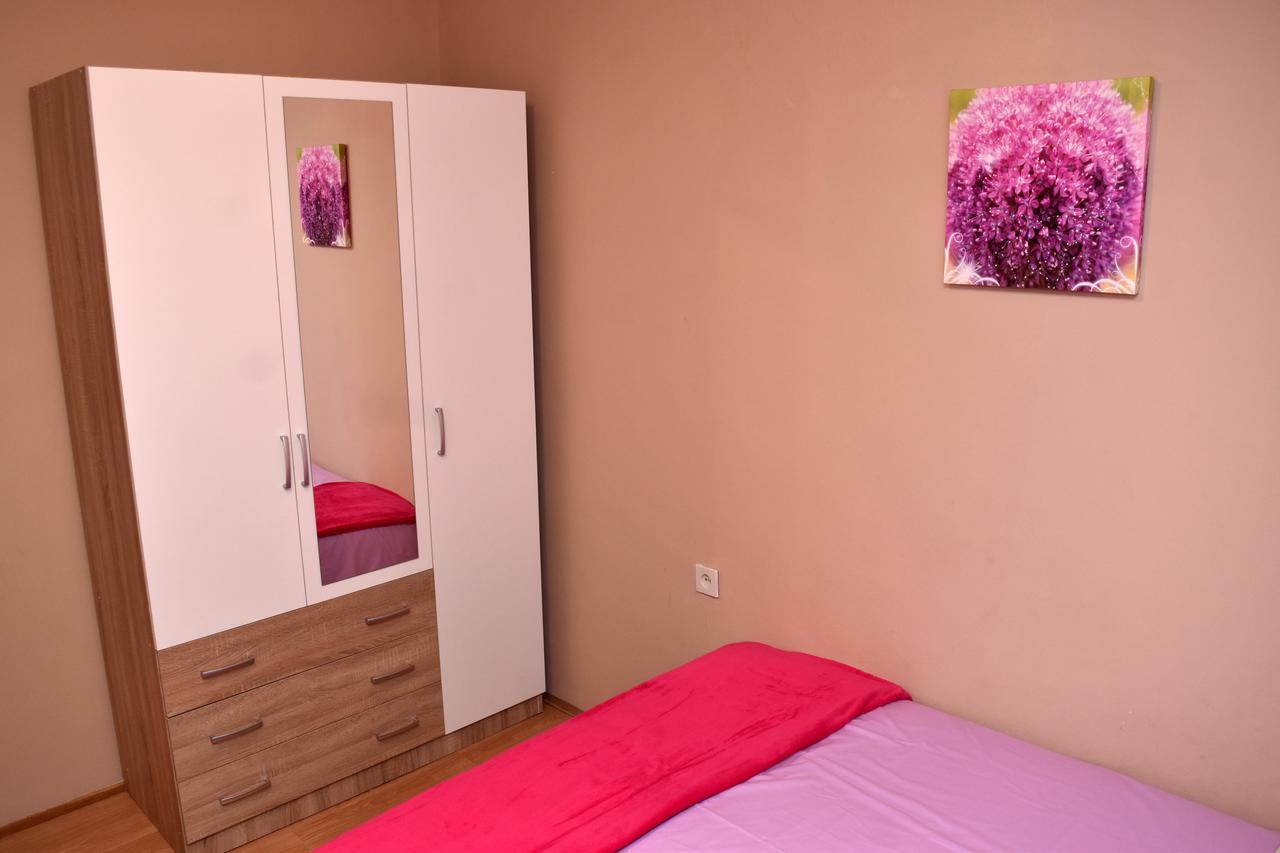 Apartments Oresic Vir Exterior foto